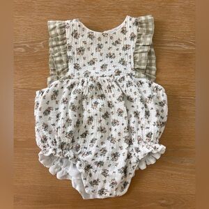 Grey Elephant menorca romper size 6 months cotton muslin baby girl bubble romper